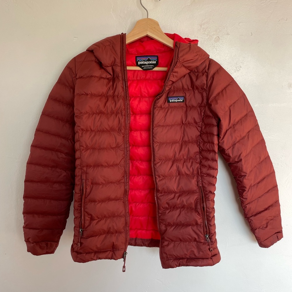 Patagonia down hooded jacket